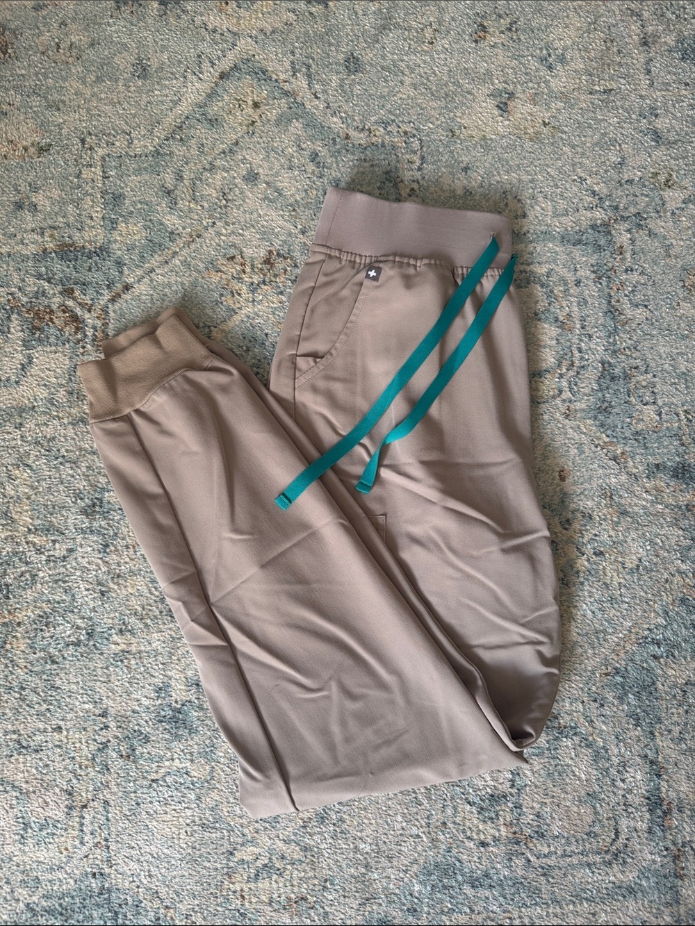 Figs Zamora Jogger Scrub Pant - Tan